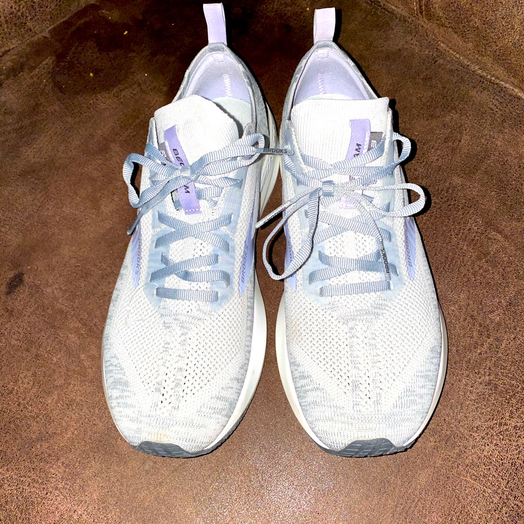 Brand New Brooks Size 10